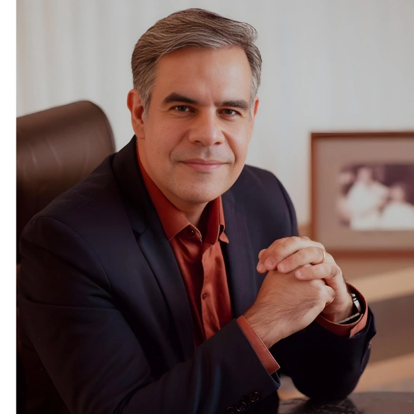 Dr.Igor Azevedo Bottura